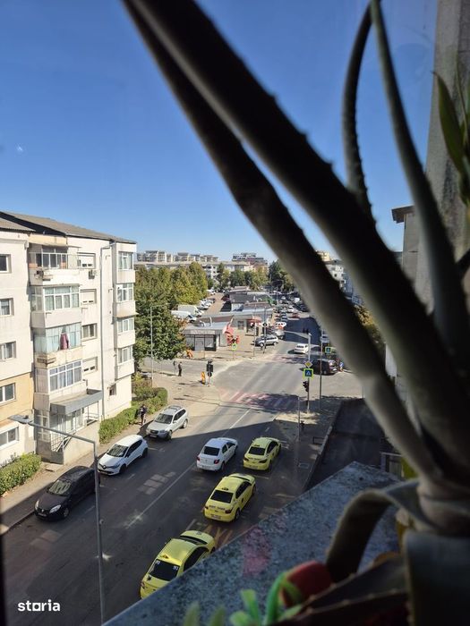 De vanzare, zona Nord, apartament decomandat spatios, complet mobilat