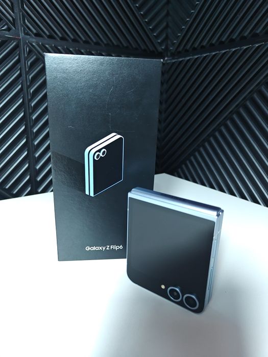 Samsung Galaxy Z Flip 6
