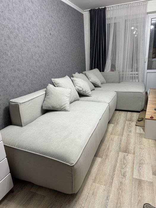 Диван в хорошем состоянии