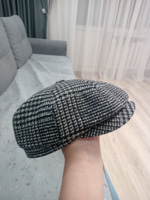 Продам кепку восмиклинку