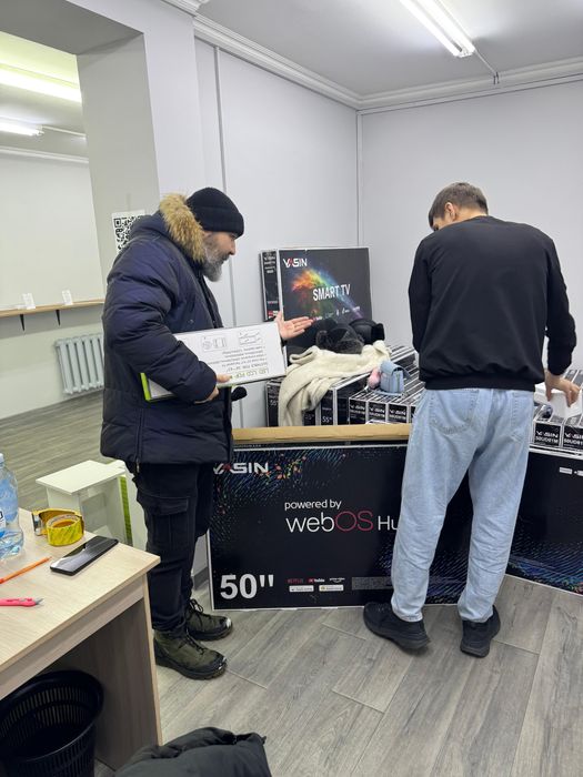 Телевизор новый 100 см