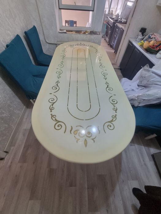 Стол сатылады 65000