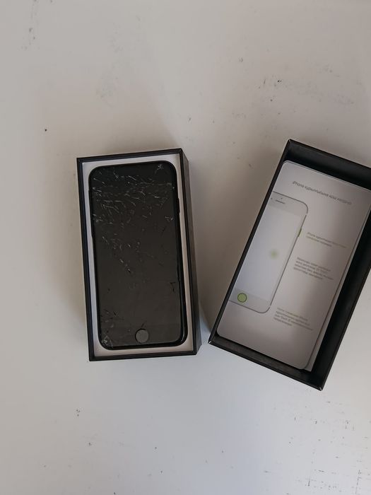 iPhone 7 32GB Black (Қорабымен)