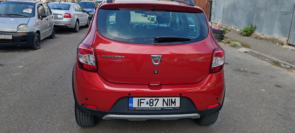 Dacia Sandero Stepway - 0.9 turbo benzină 90 cp - manuala  69.000 km - an 2015