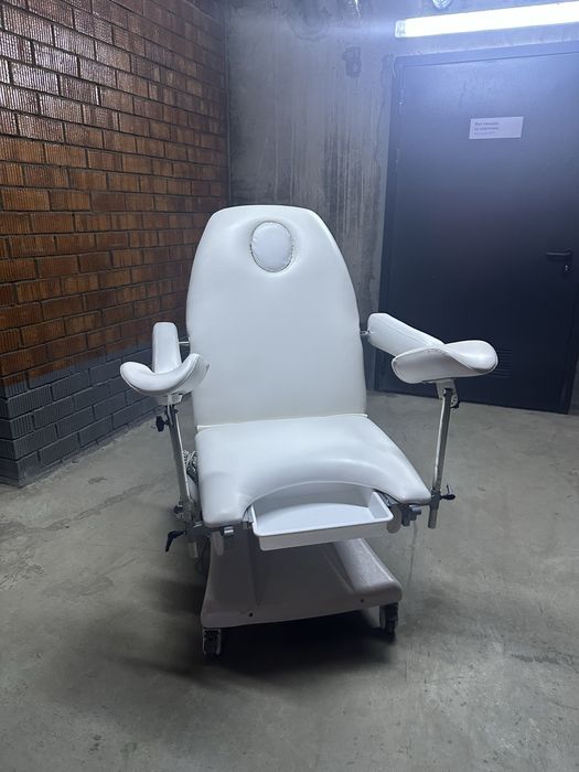 Продам гинекологическое кресло