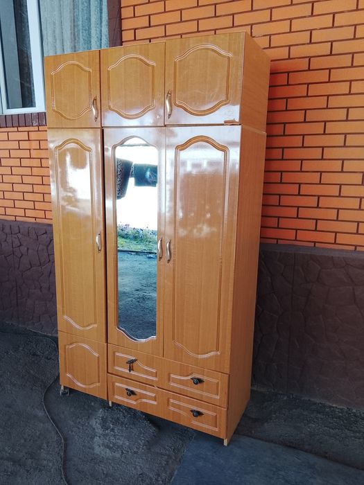Шкаф для одеждыы