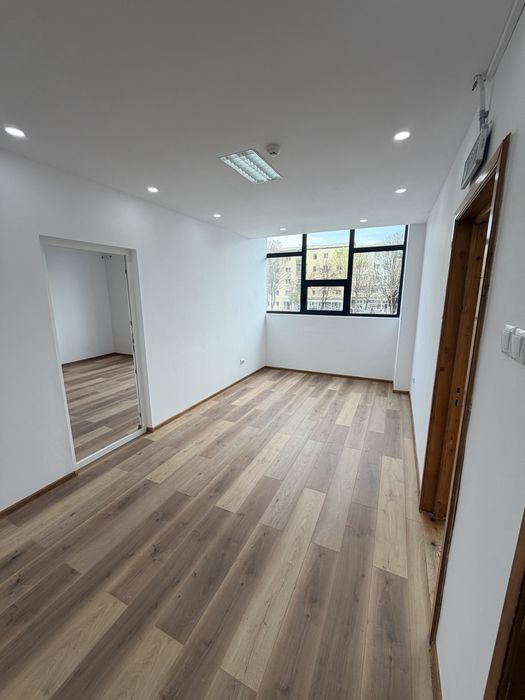 Inchiriez spatiu birouri/ cabinete office/ medical 130 mp