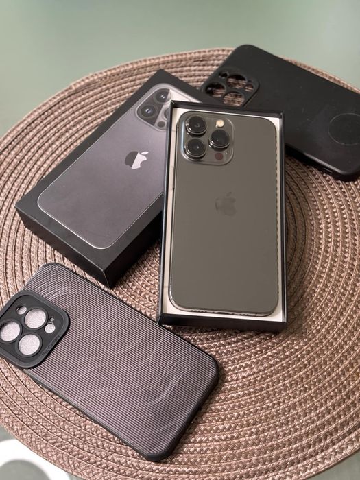 iPhone 13 pro Graphite 256 GB 89% impecabil la cutie + 2 huse