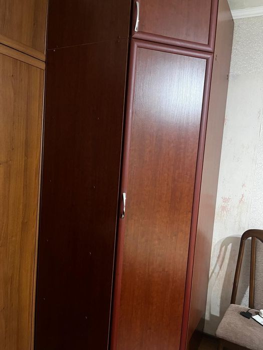 Продам шкаф для одежды