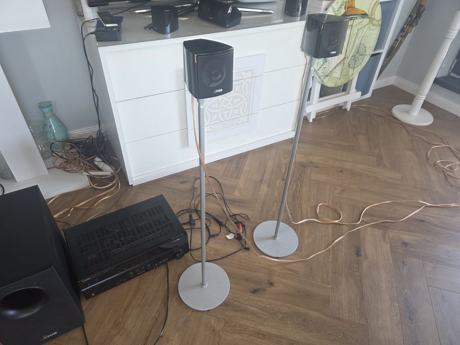 vand sistem audio receiver Yamaha + boxe 5.1 Canton + suporti boxe + cabluri