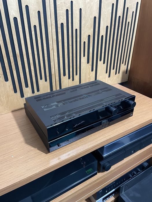 Aura ( bowers wilkins ) amp va 100 evolution cd auc 50