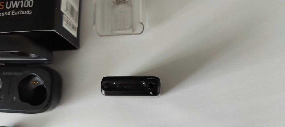 Fiio M5 Hi-Res player+Astell&Kern UW 100 true wireless слушалки