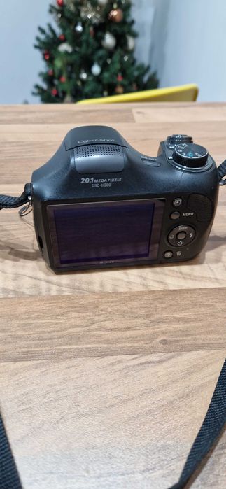 Sony cyber shot H200 + подаръци