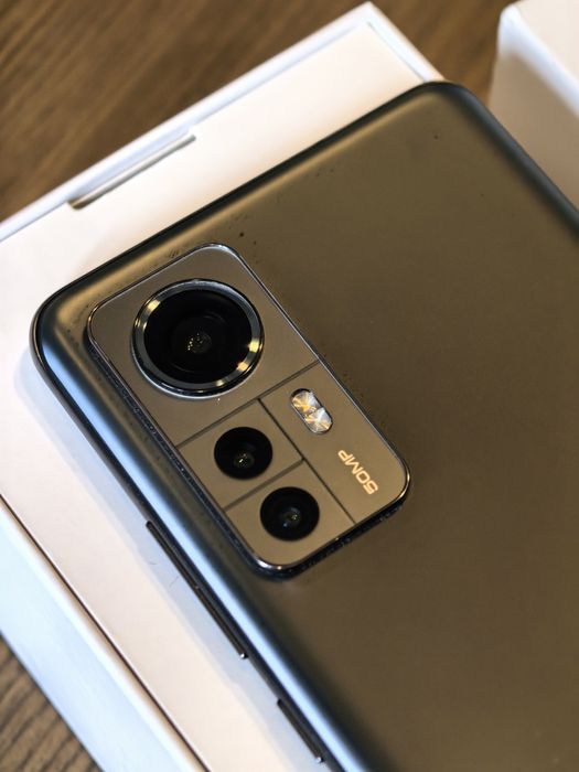 Xiaomi 12 (8/256 Dual SIM) Gray (перфектен от емаг)