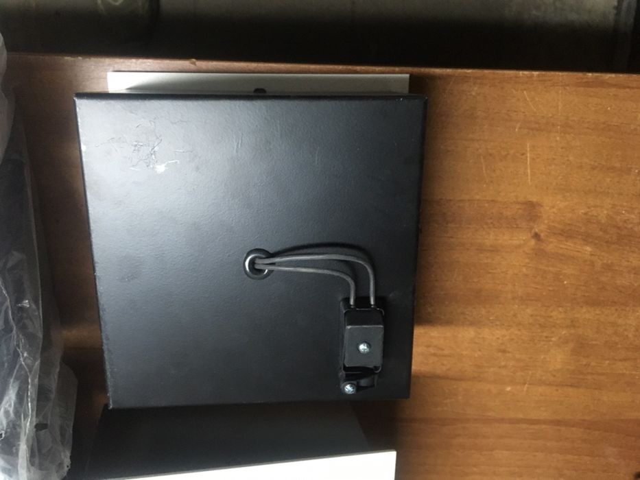 Лампи за таванен монтаж 12 волта нови