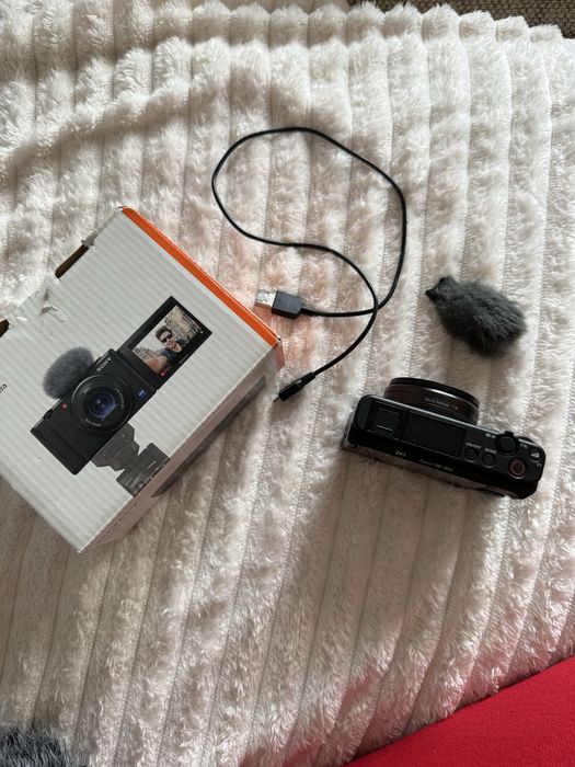Камера Sony ZV1