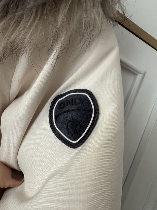 Зимно яке Only.