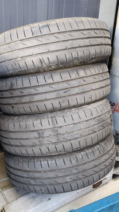 Se vind 4 anvelope de vară 185. 65. r 15  in stare foarte buna !