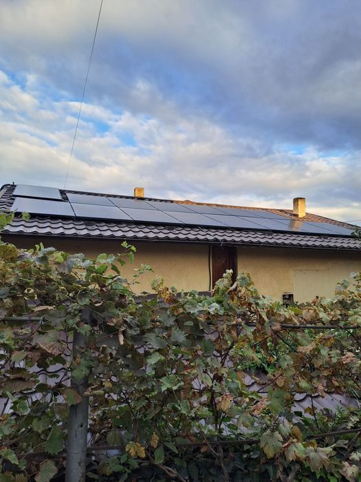 Casă de vânzare Tulcea – 150 mp utili, teren 330 mp, garaj, panouri fotovoltaice 5 kW