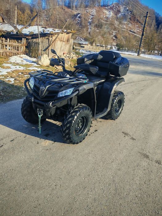 Vând atv cf moto