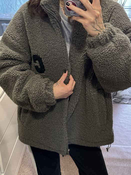 Продам. Теплая кофта-куртка