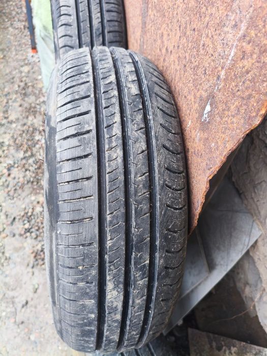 175 65 R14 два  баллона