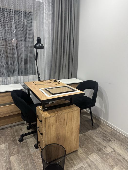 Сдам в аренду место для мастера маникюра