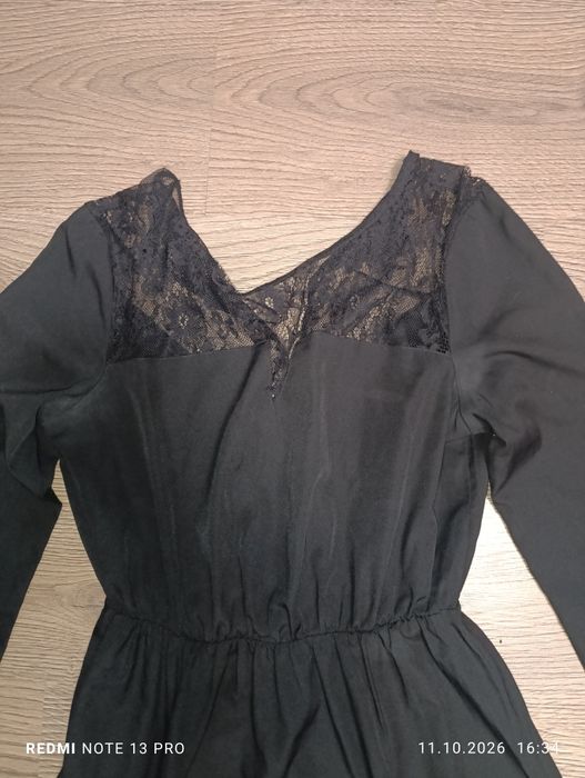 Rochie neagra cu dantelă