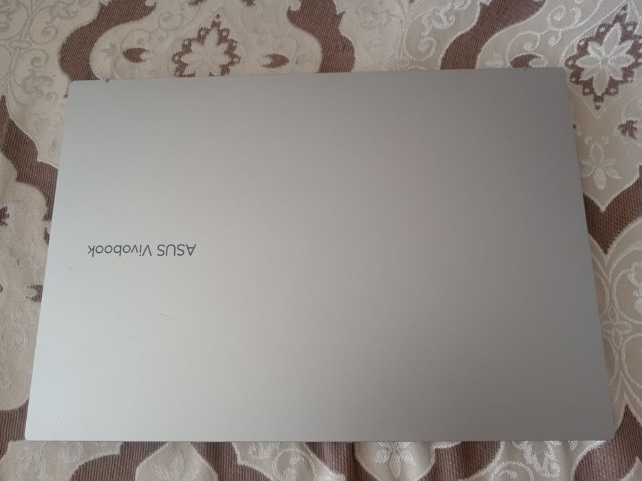 Продам современный ноутбук asus ryzen5