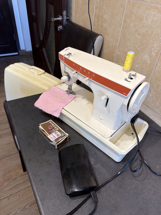 Mașină de cusut  SINGER Model 367