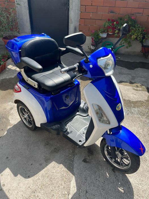 Електрическа триколка