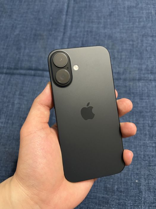 IPhone 16, с коробкой