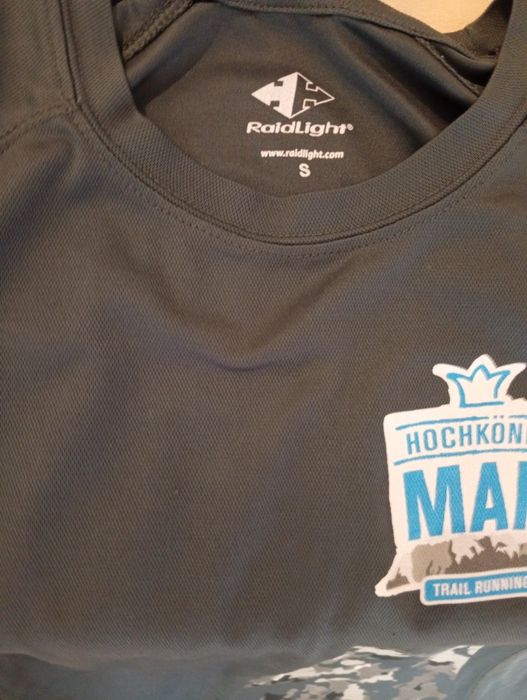 Мъжки спортни блузи