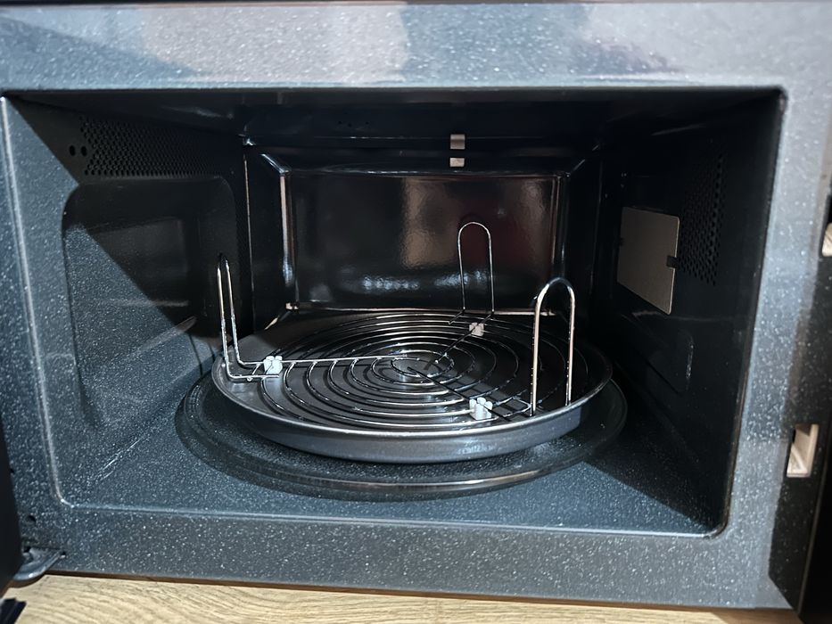 Микроволновая печь