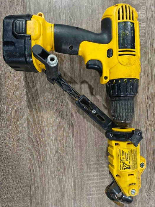 Винтоверт  DeWalt и приставка за рязане на ламарина!