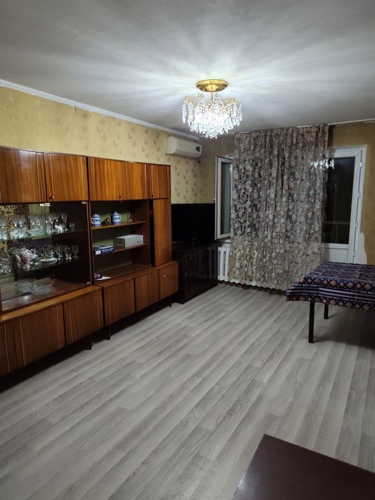 Квартира 3 комнатная ренда помесячно. Район Тастак 1. Сайран