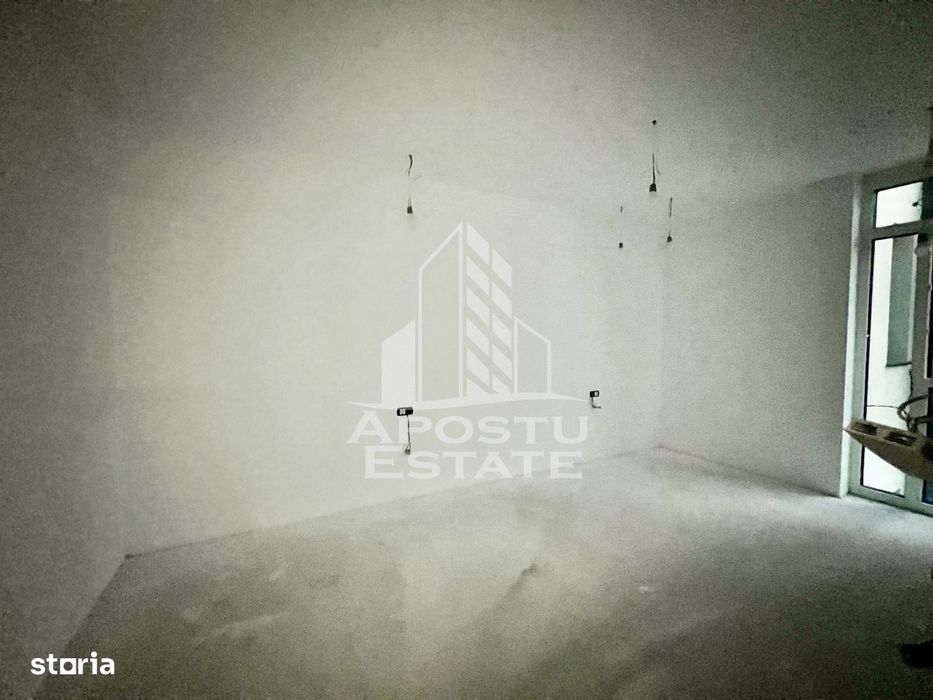 DE VANZARE Apartament doua camere cu gradina 10 mp