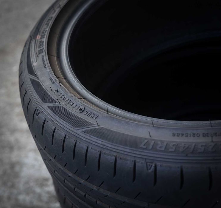 4 anvelope vară Dunlop SP Sport Maxx 050 225/45 R17 91W, DOT 4025 - aproape noi, rulate 800 km