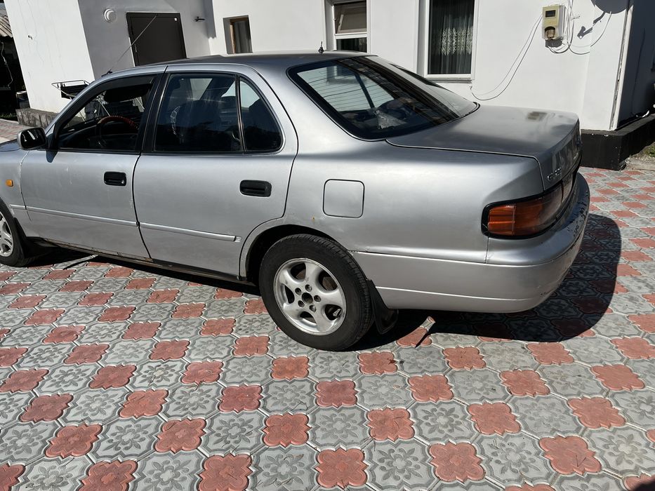 Продам Тойоту Камри