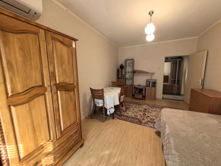 Продава се Тристаен апартамент в Ямбол, Златен рог - 80 кв.м за 1125 €/кв.м - Снимка #5