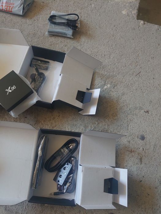 2 броя Тв бокс X96 mini