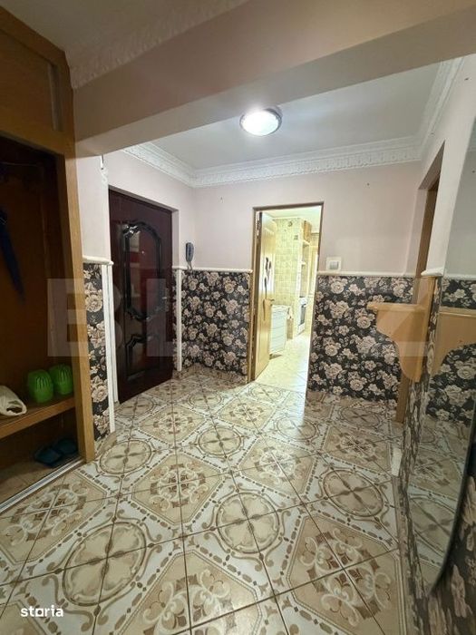 Apartament cu 3 camere, etaj 1, zona Calea Obcinelor