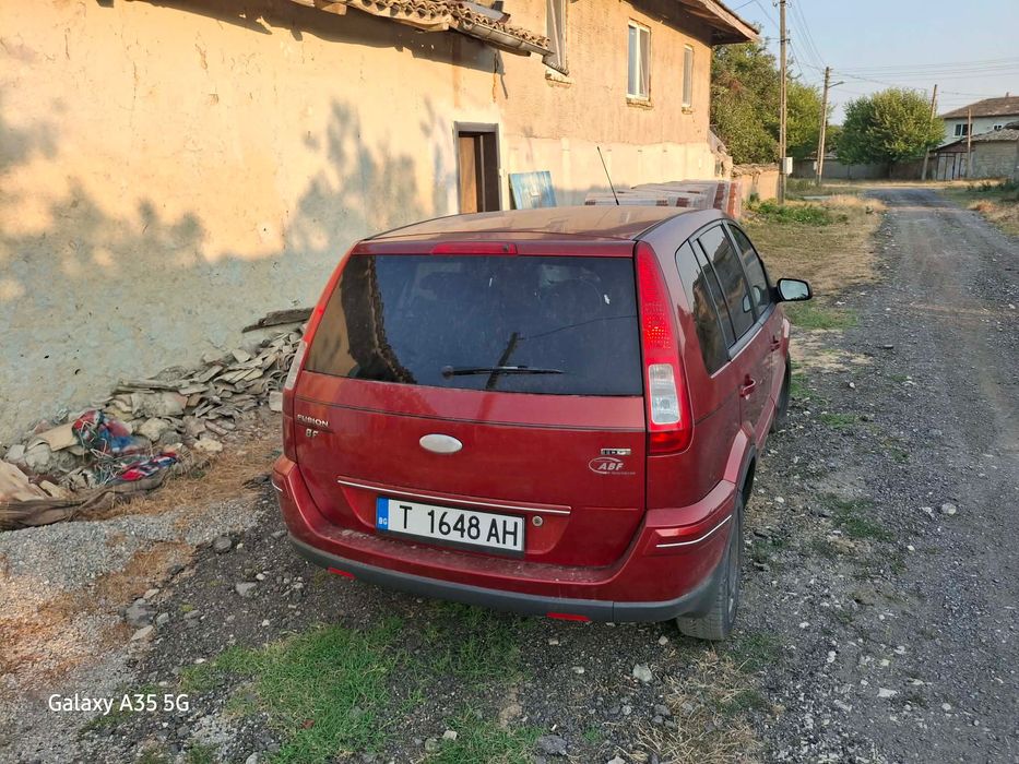 Форд фюжън 2008 във перфектно състояние като нова е