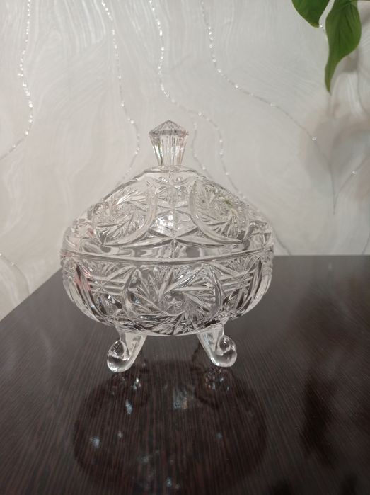 Продам вазы на подарок