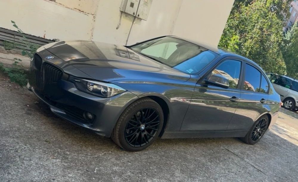 BMW 320 f30 2012