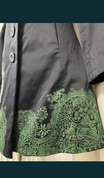 Trench/ palton Desigual S