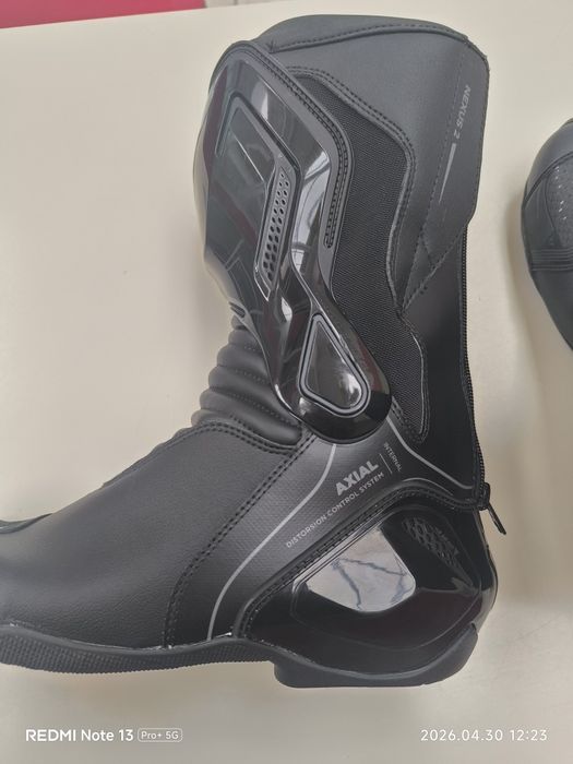 Мото ботуши Dainese Nexus 2 чисто нови 47 номер