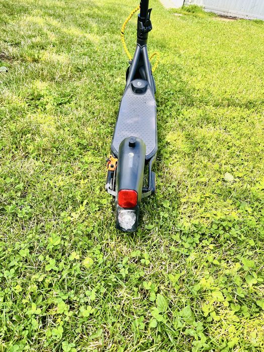 Vand trotineta electrica ninebot f40 e