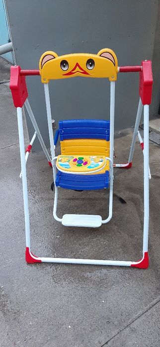 Продам детскую  качелю