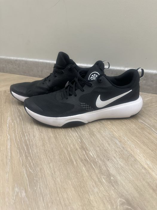 Nike 46 размер черные